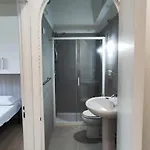 Oasis Escape Nyaraló