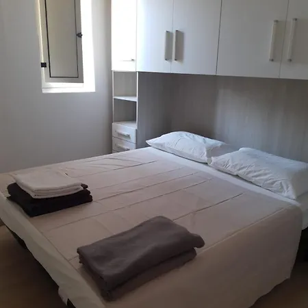 Oasis Escape Vaccarizzo-Delfino